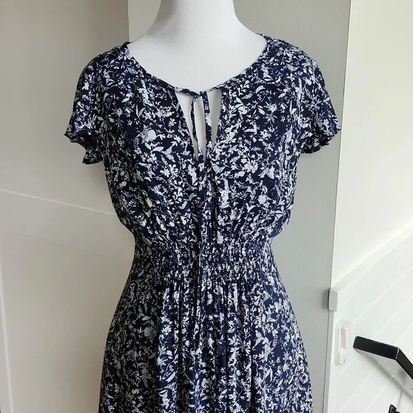 ||LUCKY BRAND|| dress, blue/white, floral, midi, cap sleeves, size extra small - Picture 1 of 5
